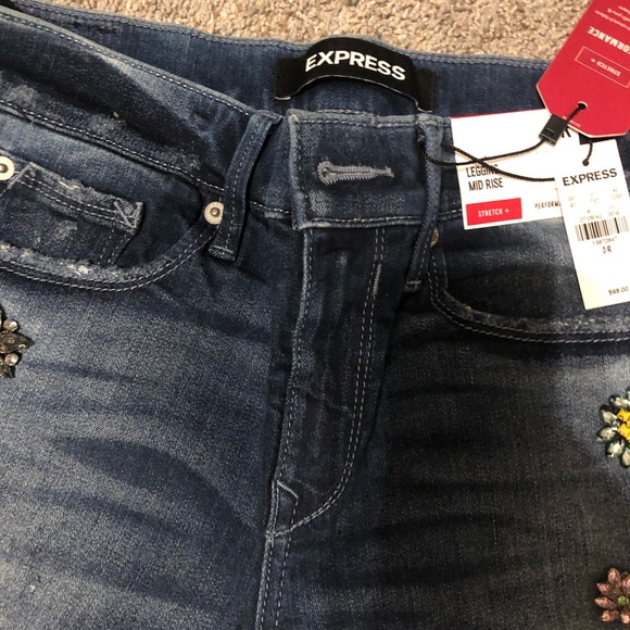 Express jeans with flower stones - Picture 1 of 6